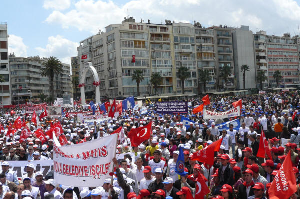 1 Mayıs İşçi Bayramı kutlu olsun