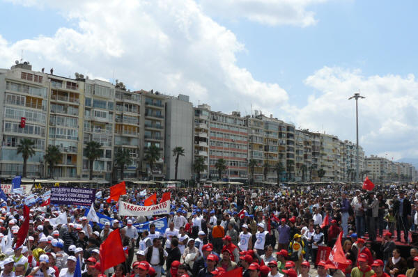 1 Mayıs İşçi Bayramı kutlu olsun