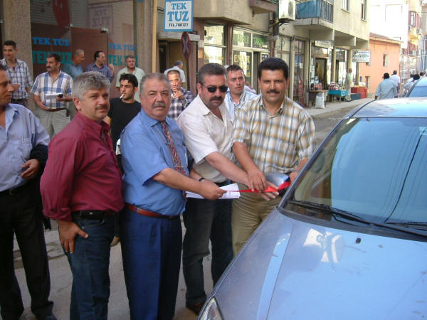 Akaryakıt zammına karşı protesto