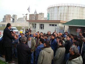 Toros Tarım’da ücretsiz izin dayatmasına tepki