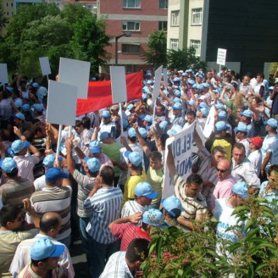 Arkas Holding işten çıkardığı işçileri derhal geri almalıdır