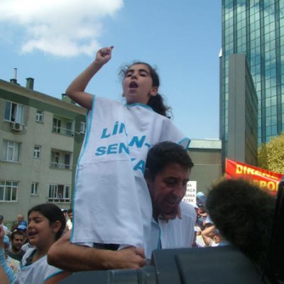 Arkas Holding işten çıkardığı işçileri derhal geri almalıdır