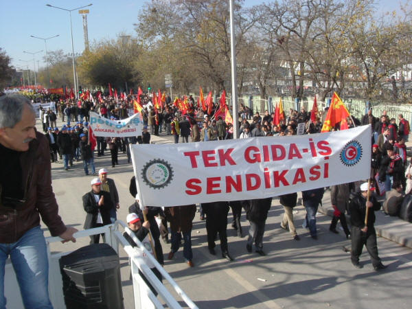 Emek, Barış ve Demokrasi mitingi