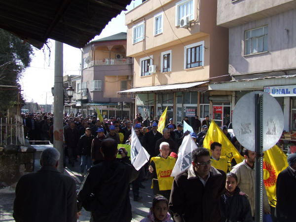 Adıyama'da bir günlük iş bırakma eylemi
