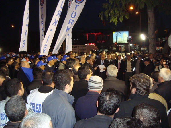 Adana'da Torba Yasaya karşı eylem