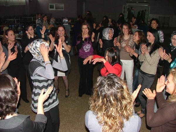 İzmir şubemiz Dünya Kadınlar Günü'nü kutladı