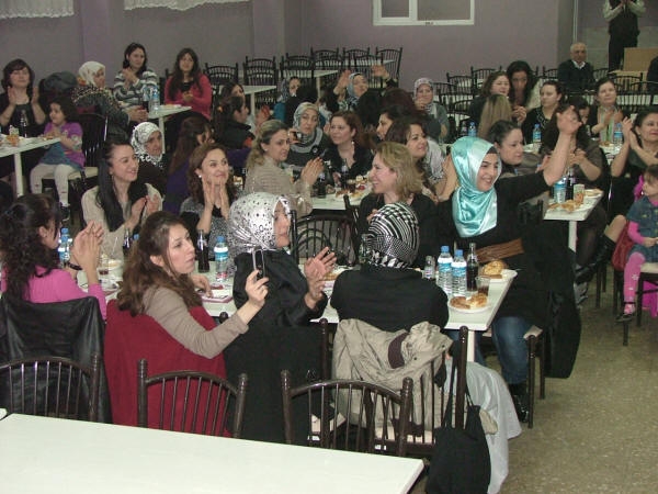 İzmir şubemiz Dünya Kadınlar Günü'nü kutladı