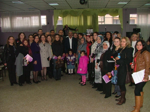 İzmir şubemiz Dünya Kadınlar Günü'nü kutladı