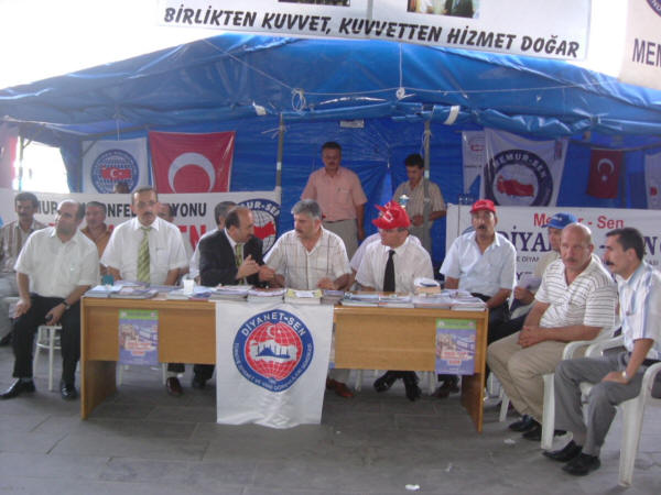 Kamu çalışanlarının mücadelesine destek