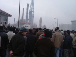 Batman şube Tüpraş devrini protesto eylemine katıldı