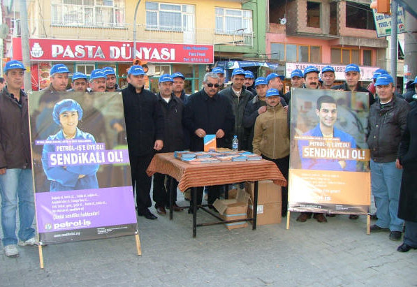 İzmir Kemalpaşa'da 'Sendikalı Ol' kampanyası