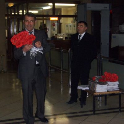 İşyerlerimizde çalışan tüm kadınların 8 Mart’ı kutlandı