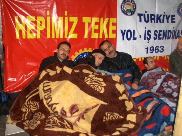 Tekel direnişinin 68. gününde sınıf dayanışması