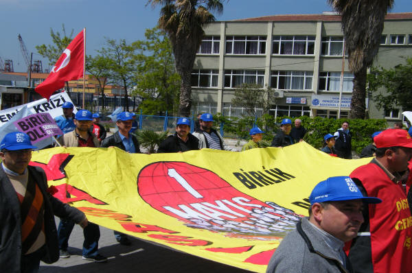 Bandırma’da 1 Mayıs coşkulu geçti