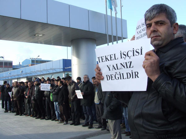 Mersin,de iş bırakma eylemi