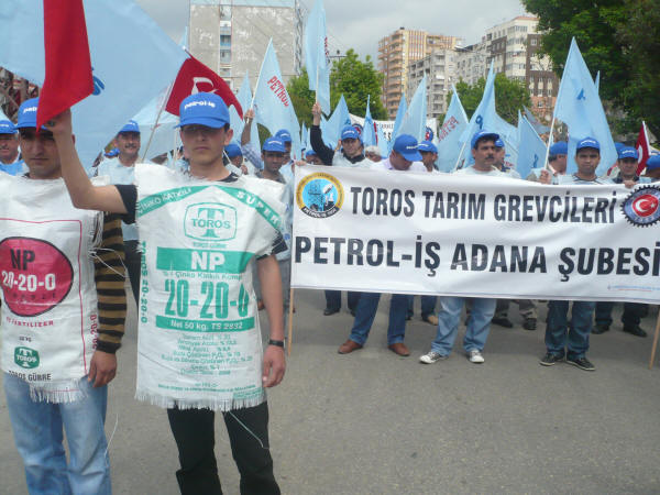 Adana'da 1 Mayıs kutlandı