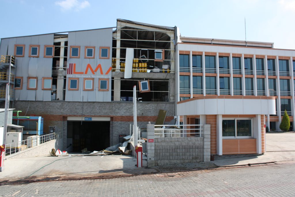 Patlama yaşanan fabrikaya alınmadılar