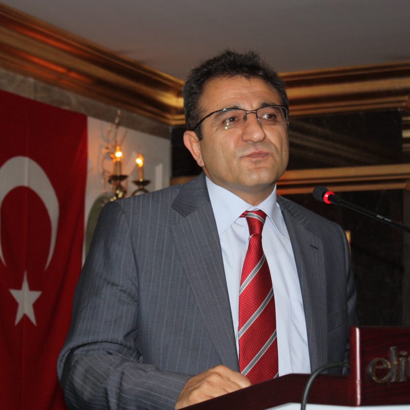 Hedef sektörde belgeli çalışan nitelikli işgücü yaratmak