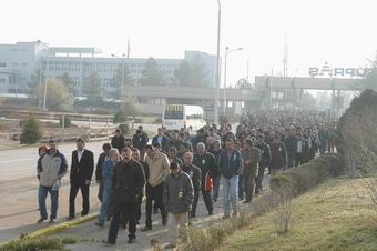 Kırıkkale Tüpraş işçisinden uygulanmayan yargı kararını protesto