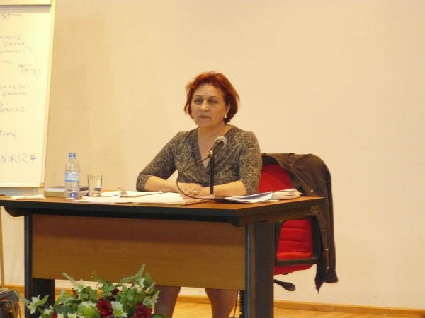 Aile içi iletişim ve ergen iletişim paneli