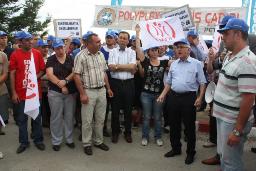 ICEM lends on-site support to workers organising with Turkey’s Petrol-İş