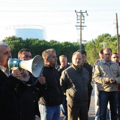 Aliağa'da işçiler 1 saat iş bıraktı