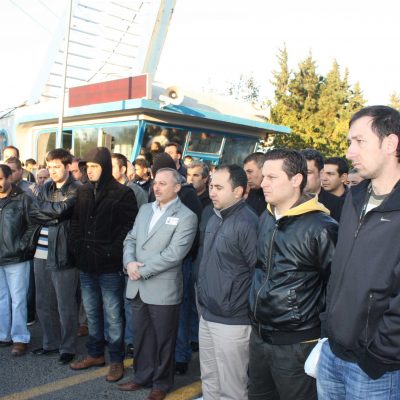 Rafineri işçileri 1 saat iş bıraktı