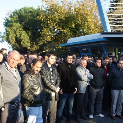 Rafineri işçileri 1 saat iş bıraktı