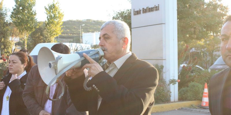 Rafineri işçileri 1 saat iş bıraktı