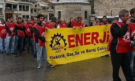 123 İşçi BEDAŞ önünde direniyor