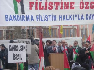 Bandırma’da Filistin ile dayanışma mitingi