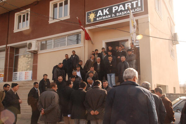 Kadro sözünü yerine getirmediler