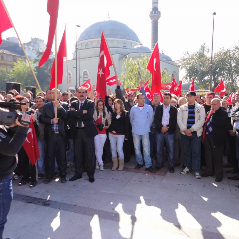 Bandırma şube 'Teröre Lanet' mitinginde