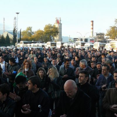 İzmit Rafineri'de 1 saat iş bırakma