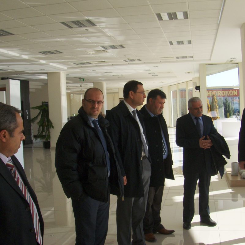 Konya Pakpen işçileri Petrol-İş'te örgütlendi