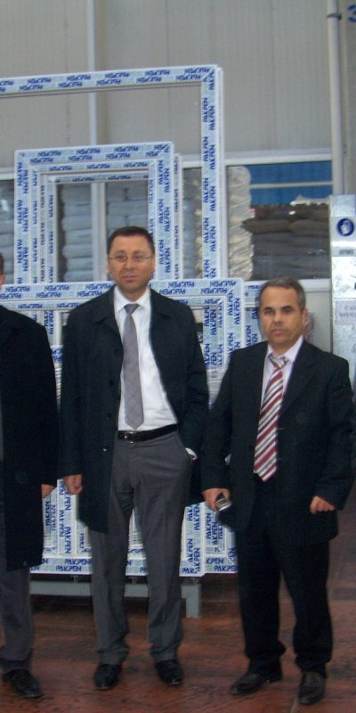 Konya Pakpen işçileri Petrol-İş'te örgütlendi