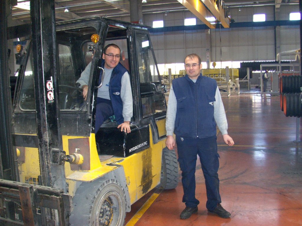 Konya Pakpen işçileri Petrol-İş'te örgütlendi