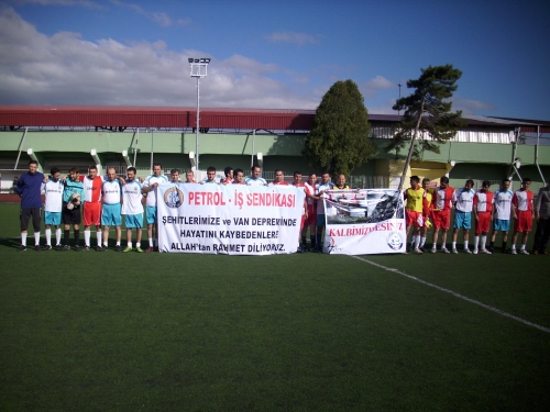 Cumhuriyet kupası Petrol-İş Sendikası'nın