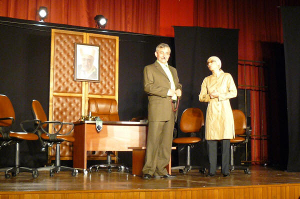 Ankara Ekin Tiyatrosu deliler boşandı oyununu izledik