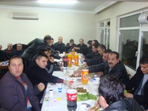 Tüpraş Çalışanları Derneği’nin çiğ köfte partisi