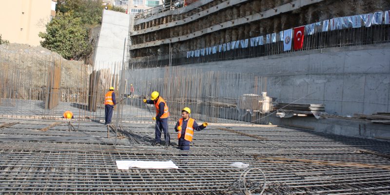 Petrol-İş konutlarının temeli atıldı