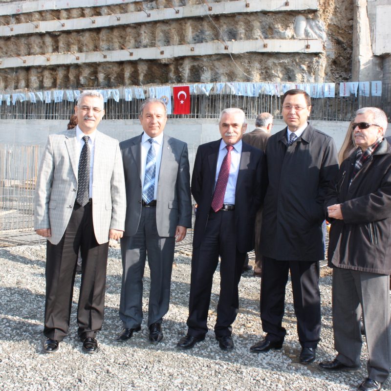 Petrol-İş konutlarının temeli atıldı