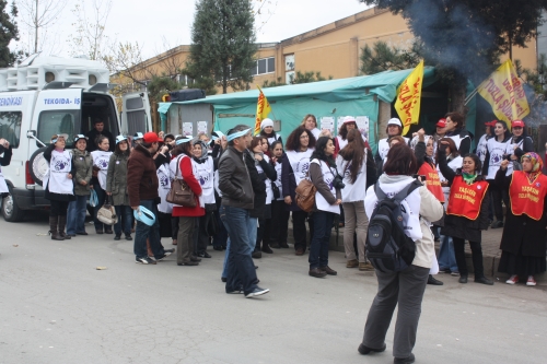 Kampana Deri'de ‘Kadına Yönelik Şiddete Son’ dedi