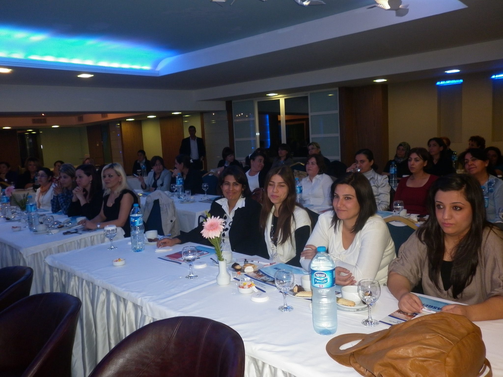 Kadınlar İşçi Sağlığı ve İş Stresi seminerinde