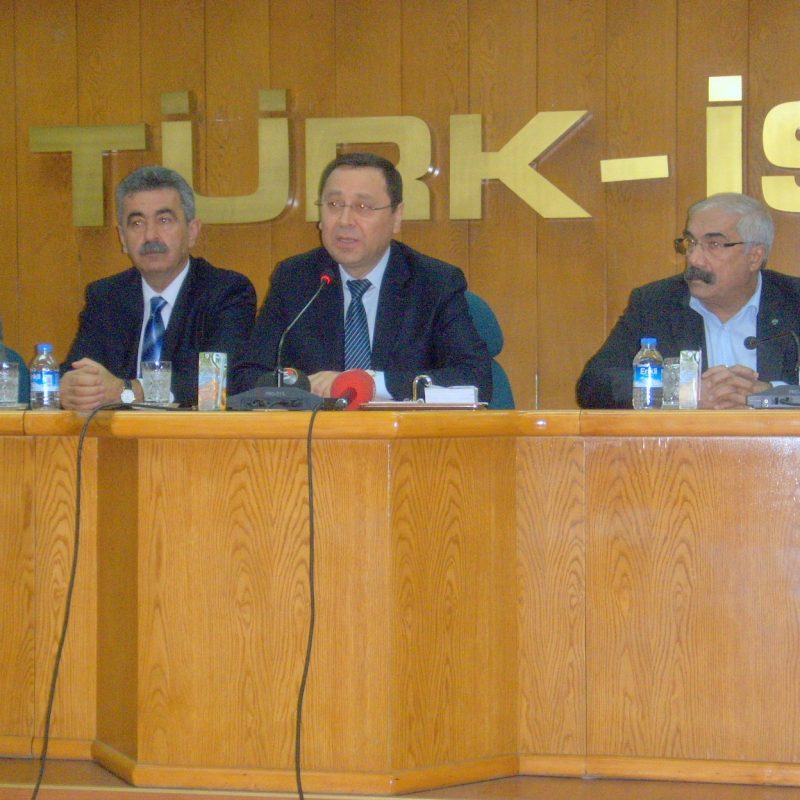 'Türk-İş’i ve işçi sınıfını ayağa kaldıracağız'