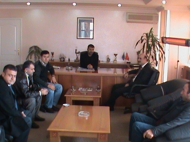 Batman Milletvekili Ziver Özdemir'den Petrol-İş'e ziyaret