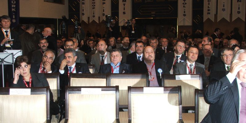 Gözler Ankara'da yapılan 21. Olağan Genel Kurul'da