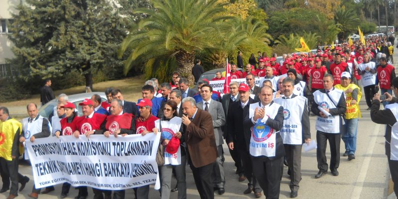 Çukurova Üniversitesi mitingine destek