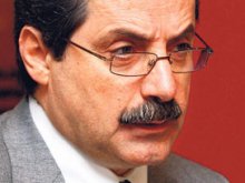 Sen sınıfına ihanet ettin Faruk