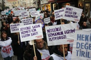 Sağlıkçılar 21 Aralık’ta grevde